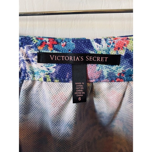 Victoria's Secret‎ Colorful Mini Skirt Size 6 - Picture 3 of 3